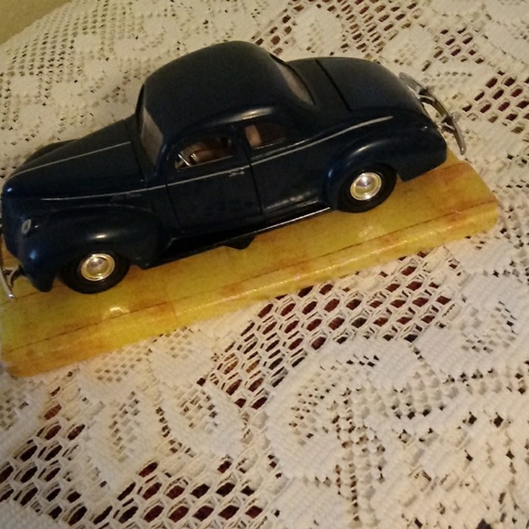 Ford Deluxe Collector Car - Picture 2 of 4